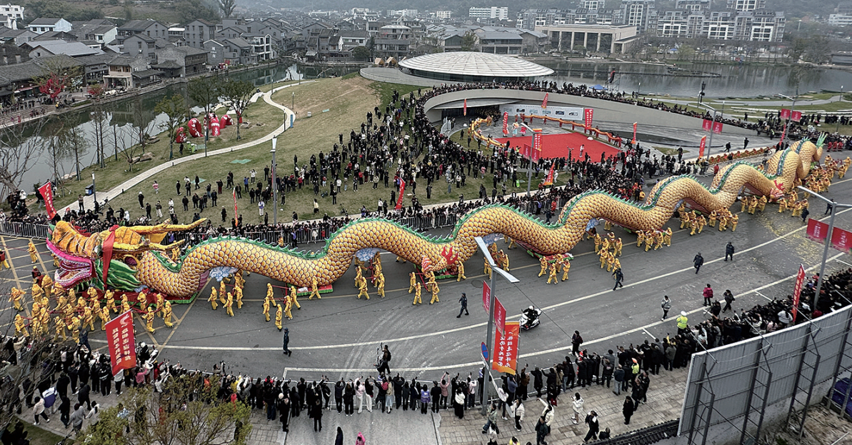 �Ӱ����̲���ǧ����� �����������״ο�����Ѳ��