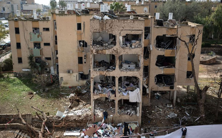 ��Ϯ�����ɫ���ϲ����е�Ī�ɺͰ�����