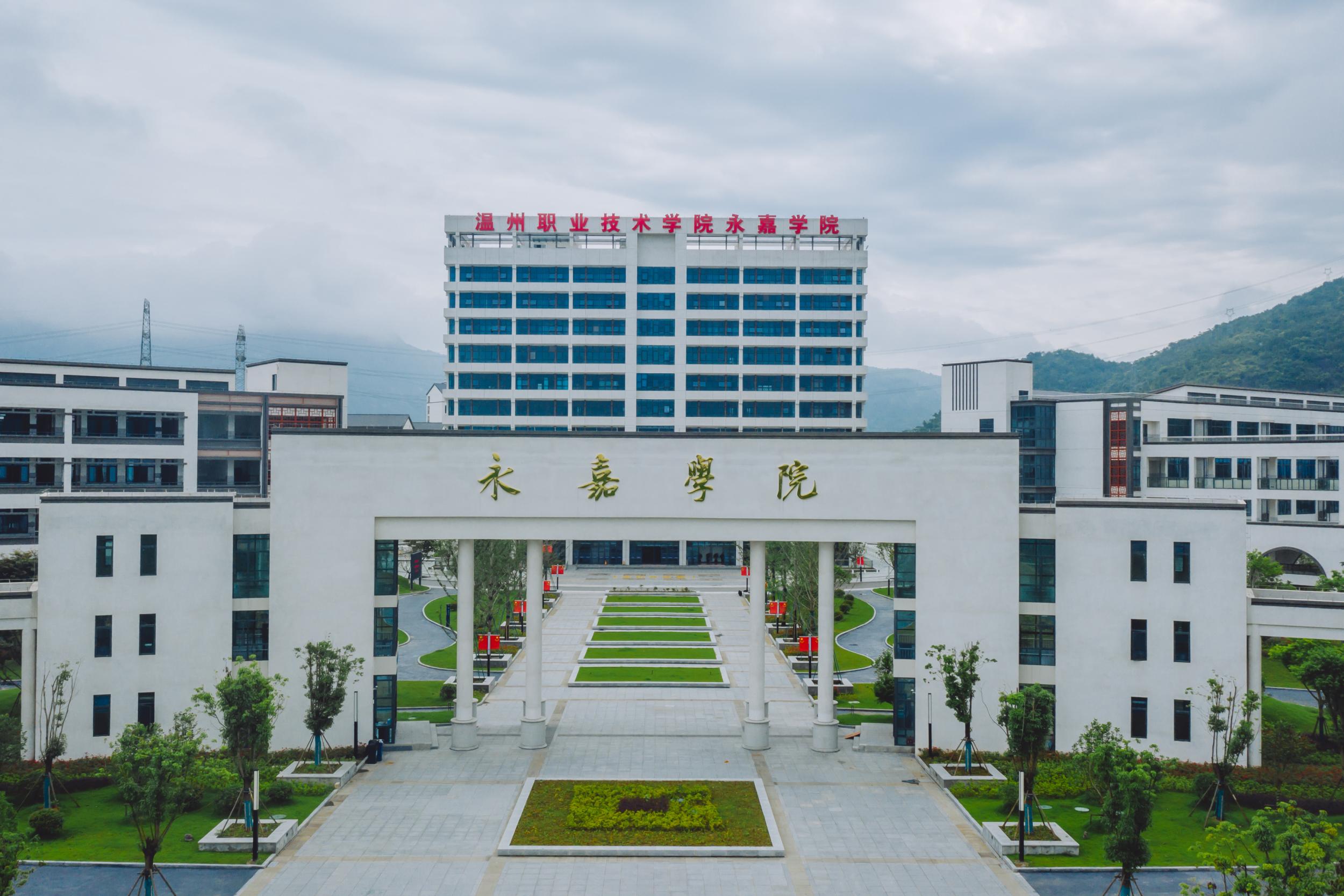 ȫ���и�ְһ���ͨ����������1.68���� Ϊ����һ֧������������