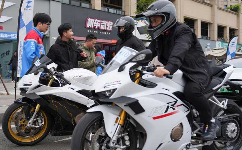 ���¶������������ ��ѩ���������ŵ���������