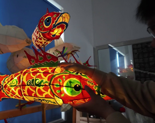 �������ۣ�հ���ƽ�У԰ ͯ�Ľ���������