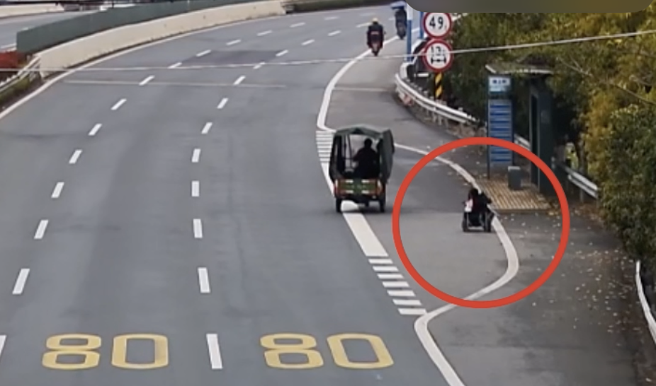 ���˿��ŵ綯������ʡ�������ν���һ·����һ·�ػ�