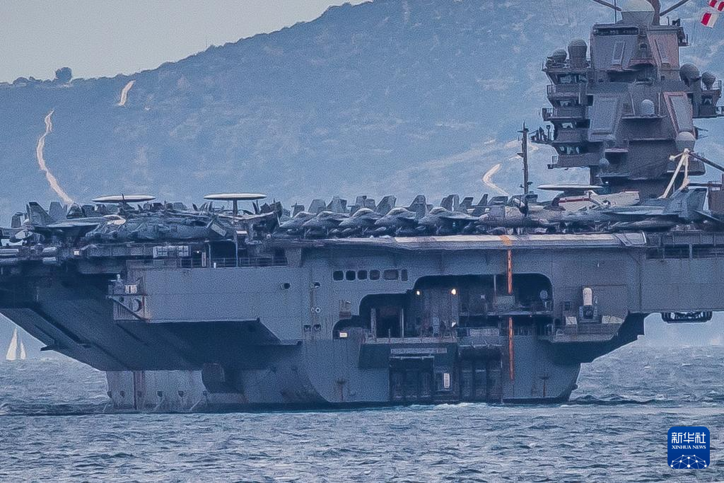 ���������ء��ź�ĸ�뿪���޵��Ǹۿ�