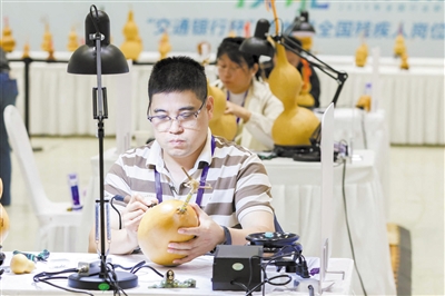 �ӡ���Ѫ��������Ѫ�� �������е����ݹ�����ģʽ