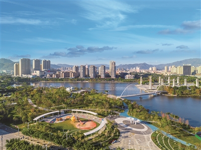 ��԰���У���ʫ����Ϣ������