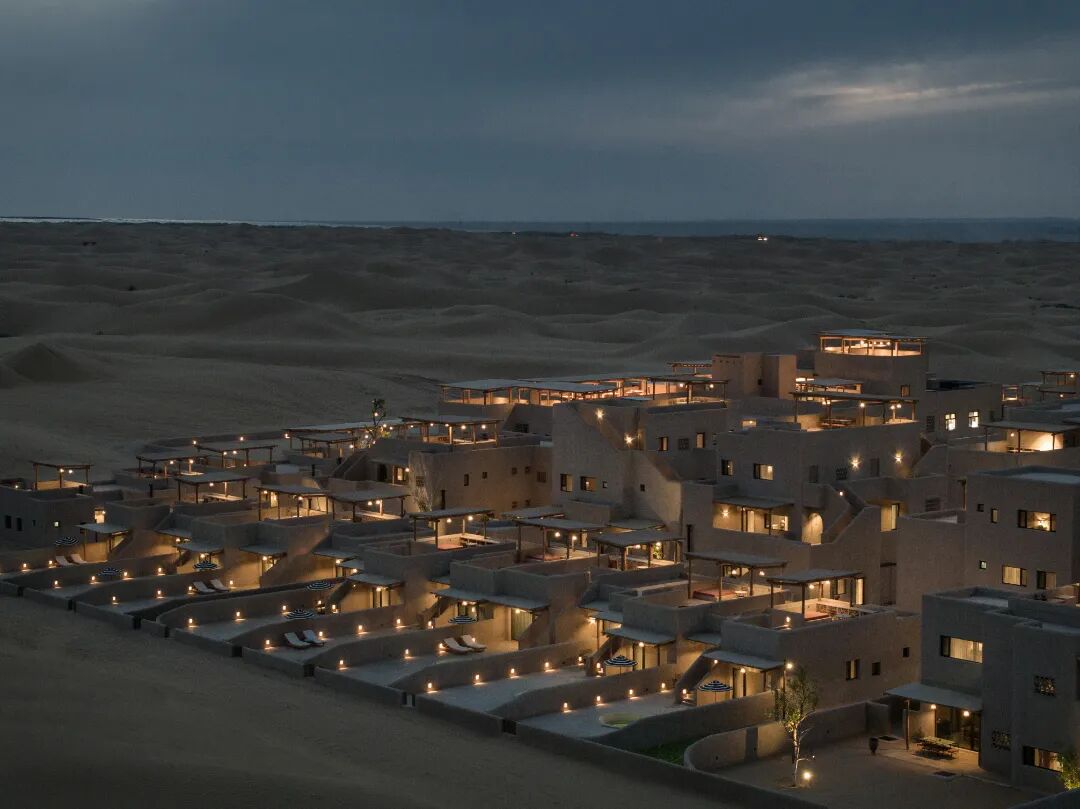 �Ӻ��������顶����͡�ɳĮ�Ƶ���Ȧ �����ϰ忪�ģ�