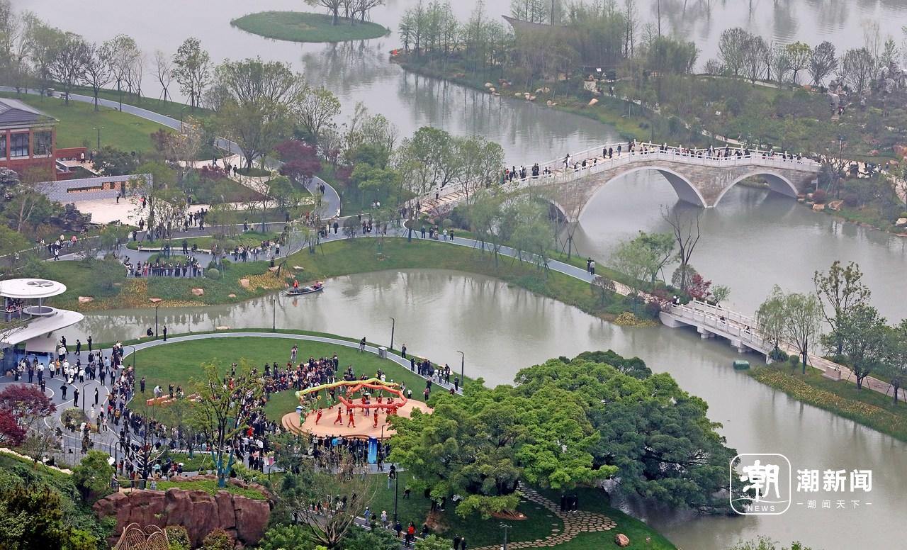 ��ˮǧɽ�롰�㡱԰