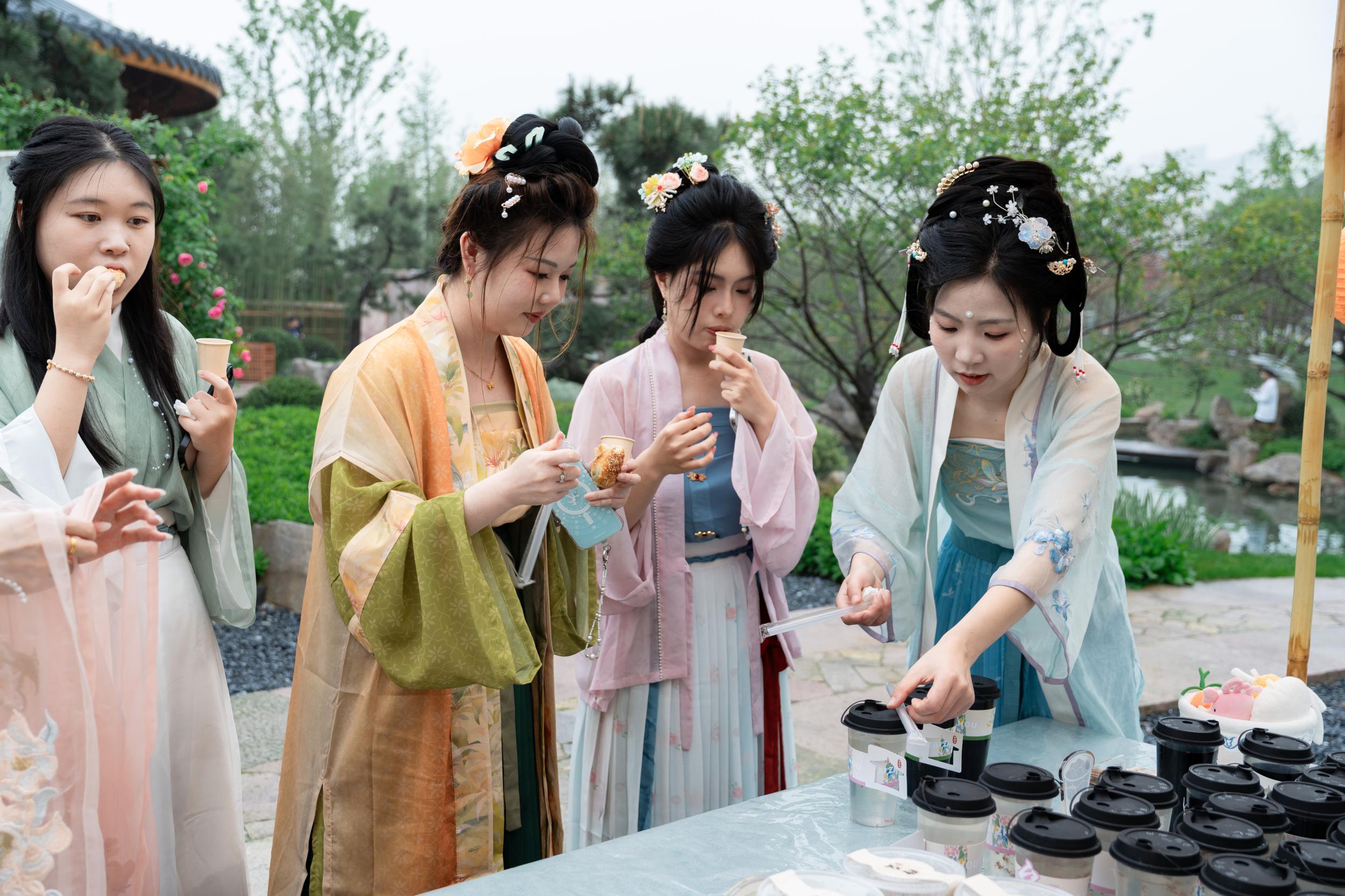 ̨��԰�ο����𳤶����á��η�֮�ڡ�