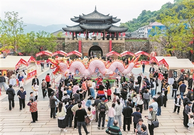 ���᳡�𱬸��ֻ᳡�Ӱ� ԰�����������䡰������