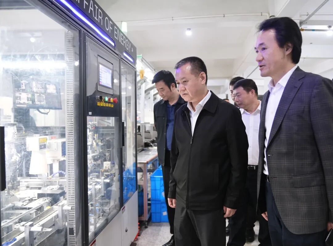 ������ί������Ǯ���й�ҵ���÷�չ