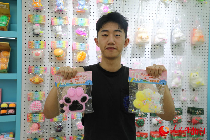 ���ڣ�ƾʲô���죿