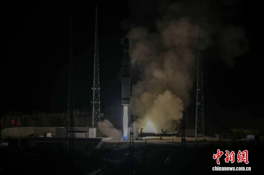 �ҹ��ɹ�����ͻ�˹̹PRSC-EO3����