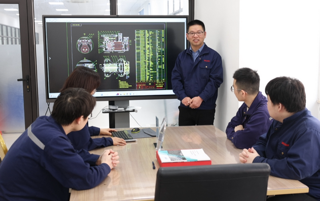 ȫ����һ�Ͷ����»������䣺����������ҵ28�꣬���¼������ƹ���¢��