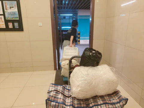 旧居打包，新居归位，整理收纳师张艳的“假期8小时”