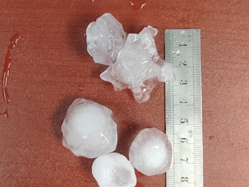 高温近40℃突降冰雹 七月温州为何上演冰火两重天?