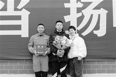 “长大后,我就成了他们” 温州一家三口在应急救援道路上是并肩作战的战友