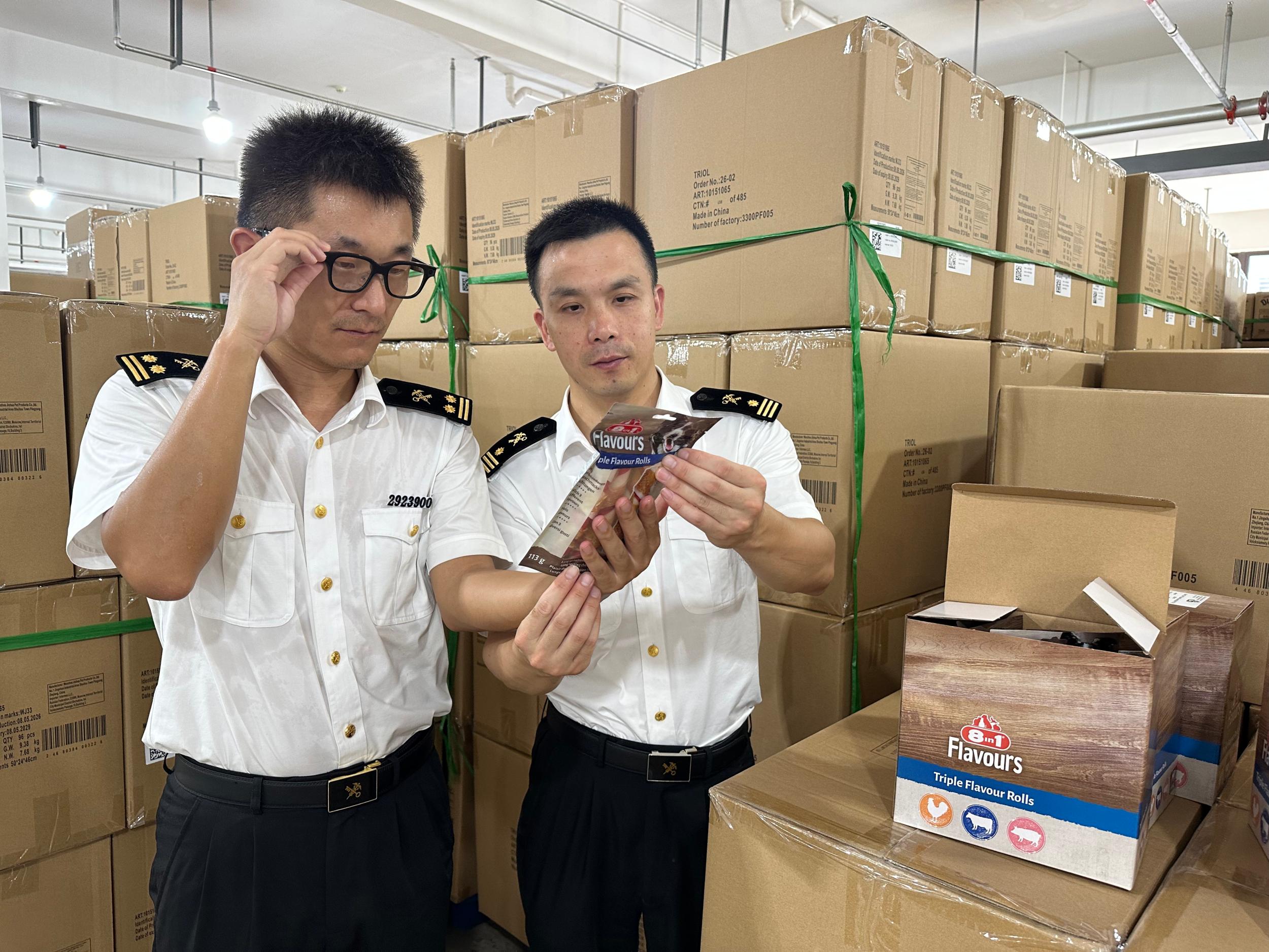 AI眼镜首次用于查验出口宠物食品 效率提升超六成