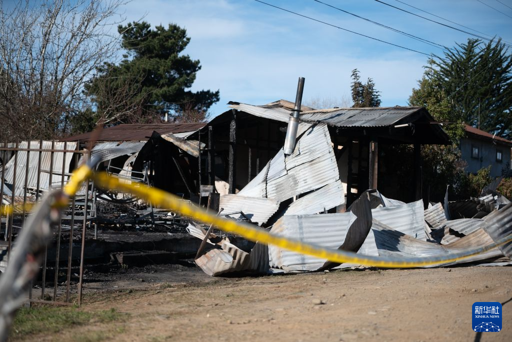 智利南部养老院火灾致16人死亡