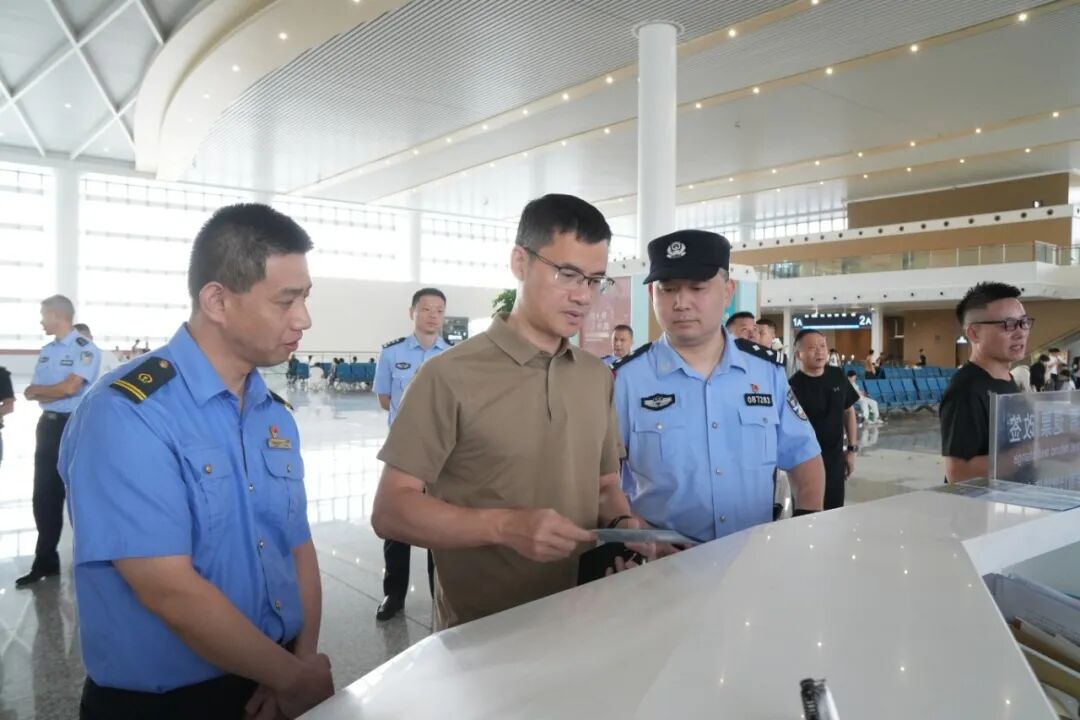 ������ί����ӷ��ɼ��ָ������ڰ�ȫ��������